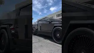 CYBERTRUCK ON FORGIATO!