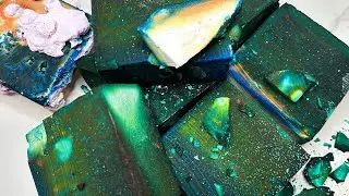 Dyed Gym Chalk Crush ASMR