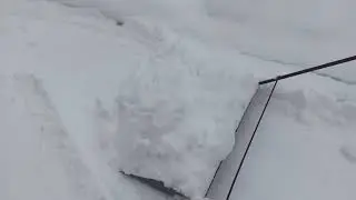 Инструмент для уборки снега.