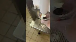 BK POV: How The Burger King Oreo Milkshake is made 