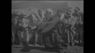 Bedevi Savaş Dansı - Bedouin War Dance