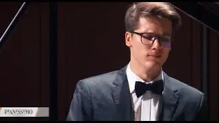 Vladimir Petrov plays F. Chopin Etude Op.10 No.12 in C minor