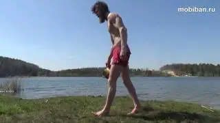 Паримся весной на пляже
