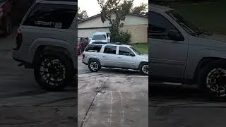2005 chevy trailblazer on 24's with LED wheel lights