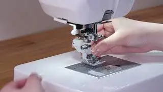 Removing and Attaching the Foot Holder on the Continental M17