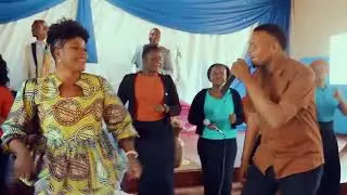 Rachel T Mulenga latest song Aliko Jesu Kumusoro kundenga .Jesus is there for us.