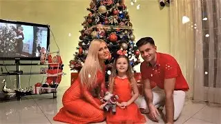 Merry Christmas and Happy New Year | Milana with family
