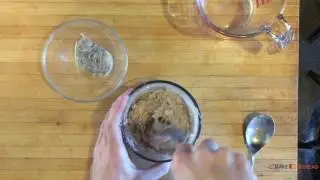 Make Bread: Maintaining a Sourdough Starter [HD]