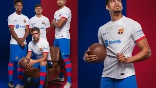 FC Barcelona away jersey (unwrapping)