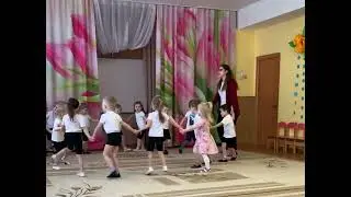 «Мы сейчас пойдём направо»