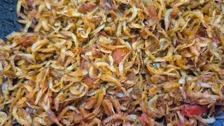 Sukat, dry shrimp ... mommy's style. 