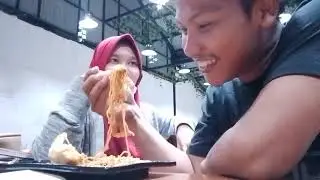 MAKAN MIE GACOAN BARENG AYANG 🥰