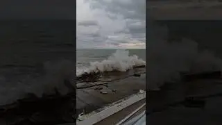 Море без вас волнуется