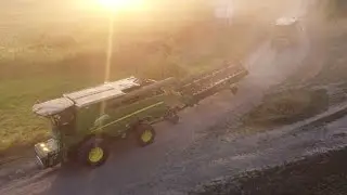 Комбайны & КамАЗы! Мега Колонна!