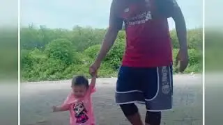 Hai teman2 azka sendang berjemur dibawah matahari