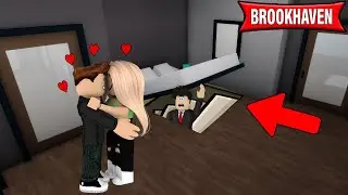 ESPIONEI MEU PAI BEIJANDO OUTRA MULHER NO BROOKHAVEN RP (Roblox)