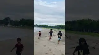 Serunya main di pantai #chill #beach