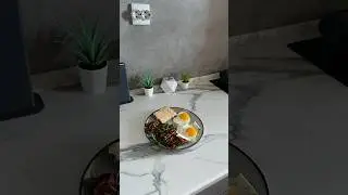 Завтрак на скорую руку🤤 #shorts #shortvideo #breakfast #eggs #завтрак #яичница #глазунья