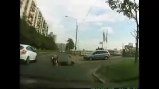 Фееричное падение скутериста