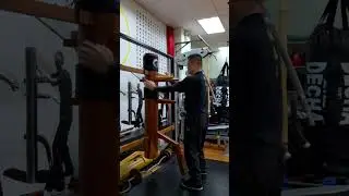 Wing Chun wooden dummy form practice (Chu Shong Tin version) - Rae Tan
