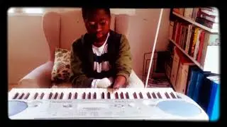 Jag ska spela piano😃😱😄☺😮