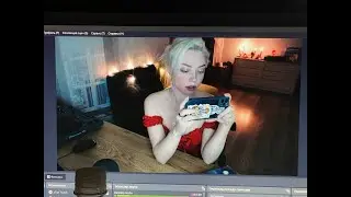 С РОЖДЕСТВОМ!!!!111 (пытаюсь построить домик из печенья)