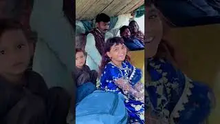 singer afsha khan hanstay hovay #funny #vellalog #motorcycle #villagevelog