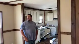 Inexpensive Trim Upgrades In This 2017 Mobile Home, Looks Really Nice!