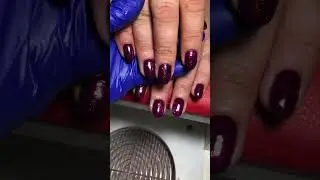Дизайн ногтей с поталью #shorts #маникюр #фолька #дизайнногтей