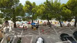 Tucepi. Sounds of a summer day What usually happens on the beach