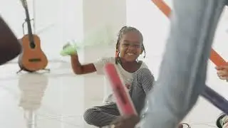 spot pour Awax music school