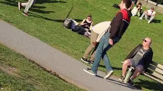 Crazy guy walk around the beach try to find boyfriend /Prank/ Watch this video to the end.