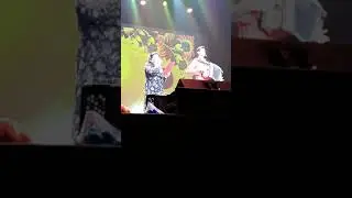 Дмитрий и Елена Иващенко, авторские частушки на сцене КЗ 