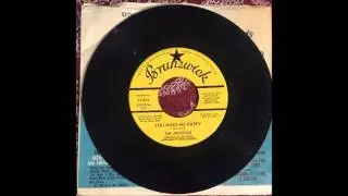 The Artistics - You Make Me Happy b/w Nothing But Heartache