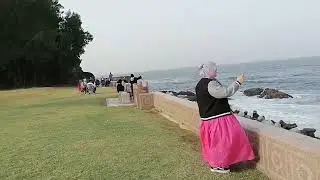 Jalan-Jalan Sore di Muttrah