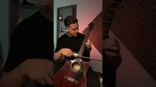 Гитара = скрипка #гитара на гитаре смычком как на скрипке