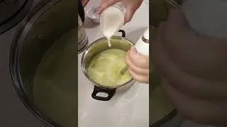 Тонкие блины из кабачков #готовимдома #домашняяеда # тонкиеблины #блиныизкабачка #кабачковыеблины
