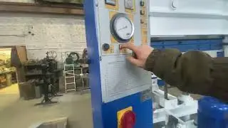 Горячий гидравлический пресс VP 25 100/2