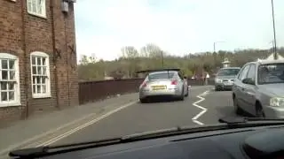 Straightpipe nissan 350z sound and backfireing