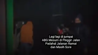 ABG mesum di pinggir jalan saking gak tahannya