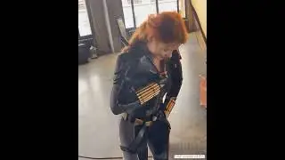 Прикол с девушкой