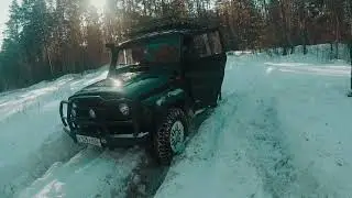 Покатушка на уазах по глубокому снегу