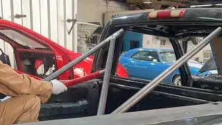 GMC roll cage fabrication