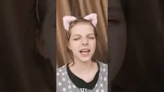 Аня співає пісню групи @ MUSE 