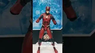 The Flash Batman Costume The Flash Mcfarlane Toys DC Multiverse. Q Monitos Review