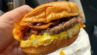 Sonic Drive-In Bacon Jam Burger Is Incredible