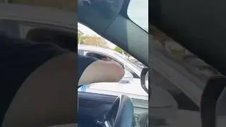 Месси оставил автограф. Фанат доволен.