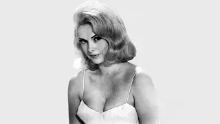 Remembering Martha Hyer, A Rare Beauty