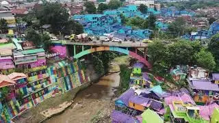 Pemandangan Kampung Pelangi ber warna warni Jodipan Malang Jawa Timur