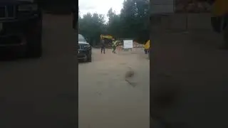 На станции метро Южная сносят гаражи